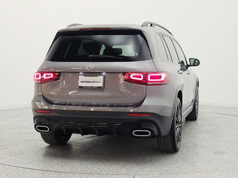 Used 2022 Mercedes-Benz GLB 250 image 6