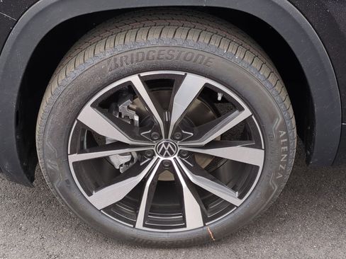 New 2026 Volkswagen Atlas Cross Sport SE AWD/4WD image 19