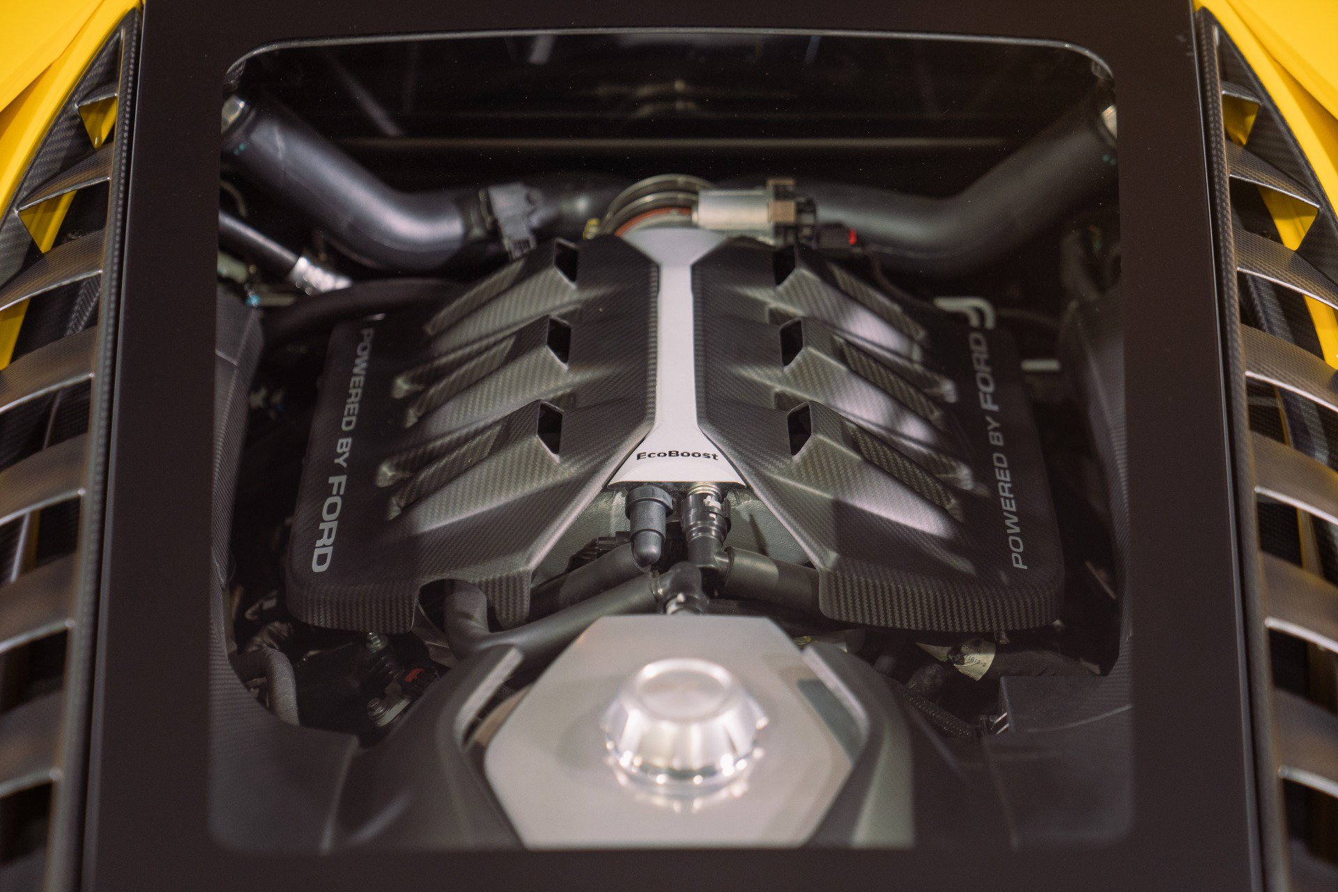 Used 2019 Ford GT RWD image 29