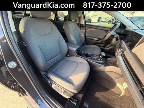 Certified 2025 Kia K4 EX image 25