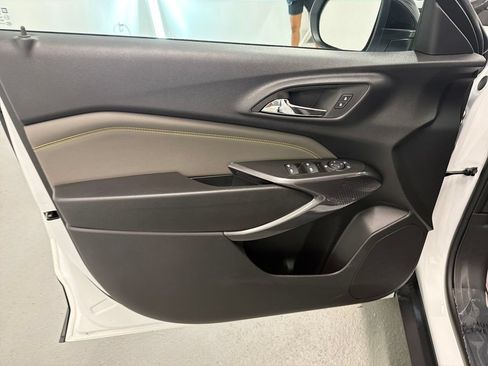 New 2026 Chevrolet Trax ACTIV FWD image 12