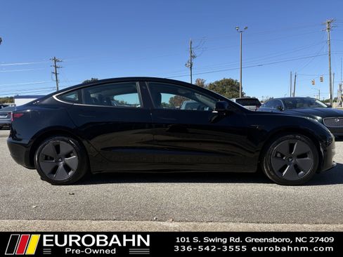 Used 2023 Tesla Model 3 Standard Range image 23