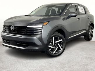 Used 2025 Nissan Kicks SV video 1