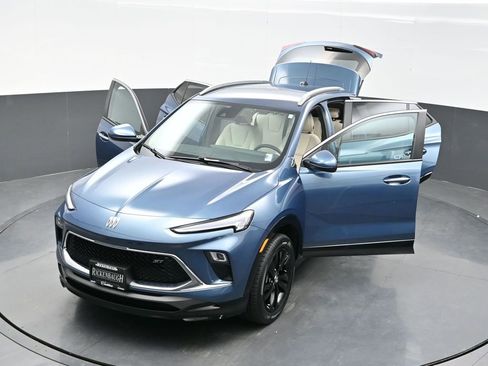 Used 2024 Buick Encore GX Sport Touring image 35