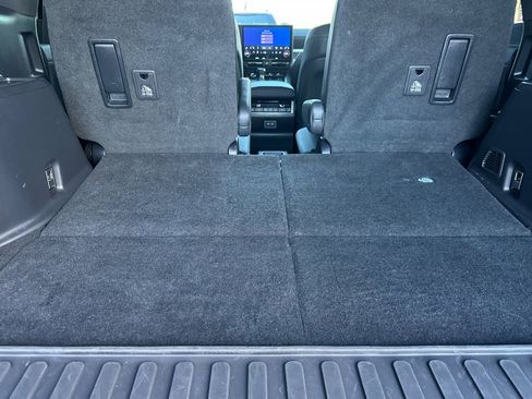 Certified 2024 Lexus GX 550 w/ Accessory Package (2T) image 19