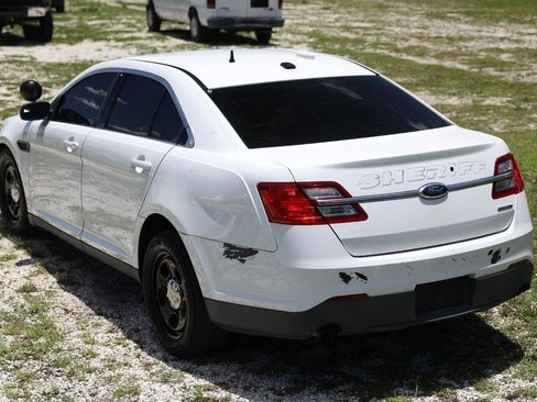 Used 2013 Ford Taurus Police Interceptor FWD image 5