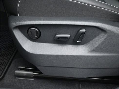 New 2026 Volkswagen Atlas SE image 20