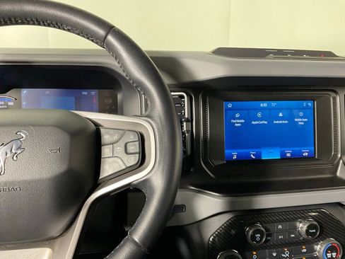 Used 2021 Ford Bronco Black Diamond image 25