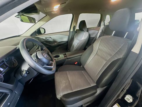 Used 2023 Nissan Rogue SV image 13