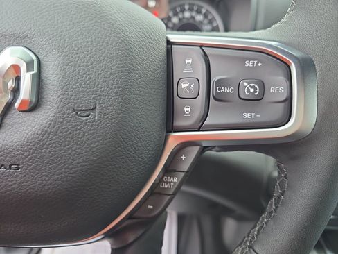 New 2026 RAM 1500 Big Horn AWD/4WD image 18