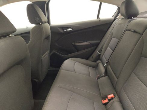 Used 2018 Chevrolet Cruze LT w/ LT Fleet Convenience Package FWD image 18