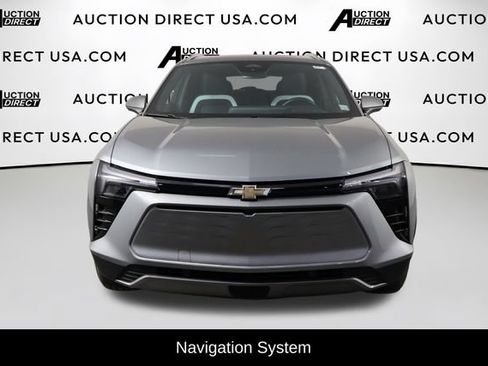 Used 2024 Chevrolet Blazer EV LT AWD/4WD image 2