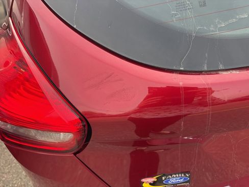 Used 2016 Ford Focus SE FWD image 18