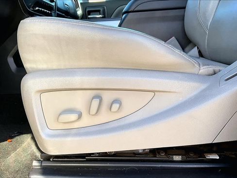 Used 2018 Chevrolet Silverado 2500 LTZ w/ Duramax Plus Package image 30