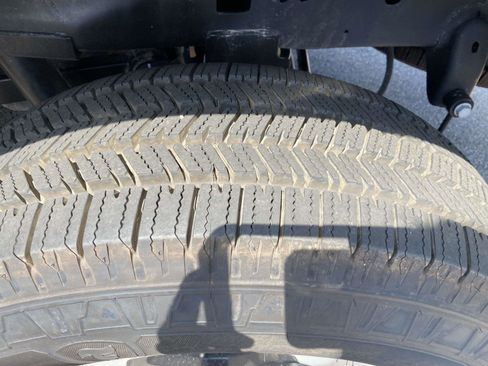 Used 2025 RAM 2500 Laramie image 19