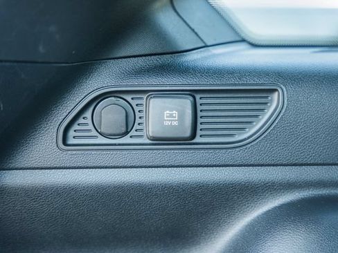 Used 2023 Jeep Grand Cherokee Altitude AWD/4WD image 27