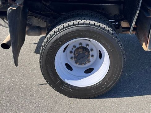 Used 2020 Ford F550 4x4 Regular Cab Super Duty image 37
