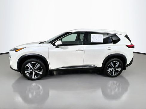 Used 2023 Nissan Rogue SL AWD/4WD image 9