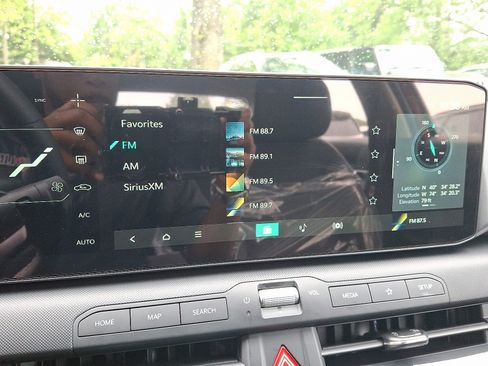 New 2025 Kia K4 EX image 16