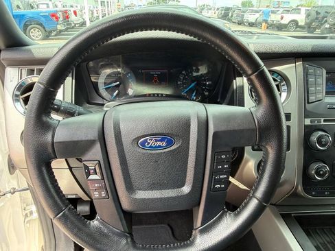 Used 2017 Ford Expedition EL XLT AWD/4WD image 27