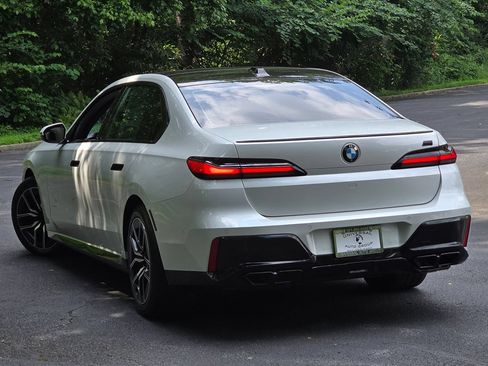 Used 2023 BMW 760i xDrive w/ Parking Assistance Package AWD/4WD image 79