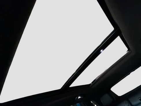 Used 2020 Cadillac XT5 Sportv w/ LPO, Floor Liner Package image 23