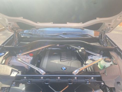 Used 2023 BMW X5 xDrive40i w/ Premium Package image 50