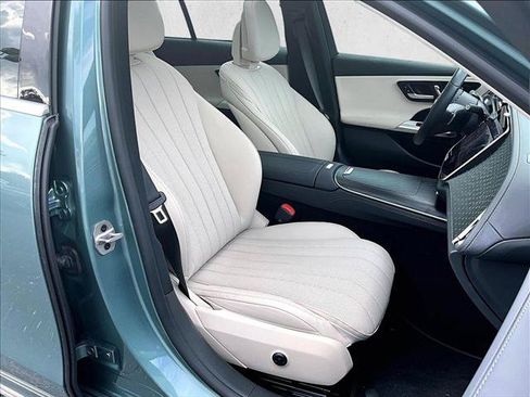 Used 2024 Mercedes-Benz E 350 4MATIC Sedan image 9