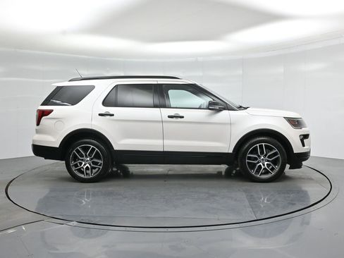 Used 2018 Ford Explorer Sport image 26