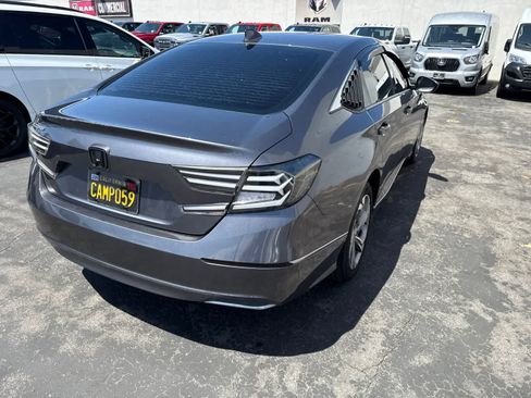 Used 2020 Honda Accord EX image 16