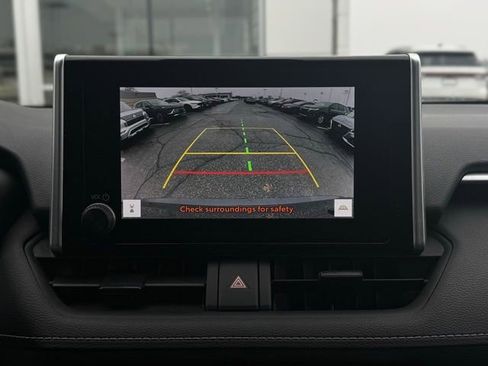 Used 2024 Toyota RAV4 LE image 33