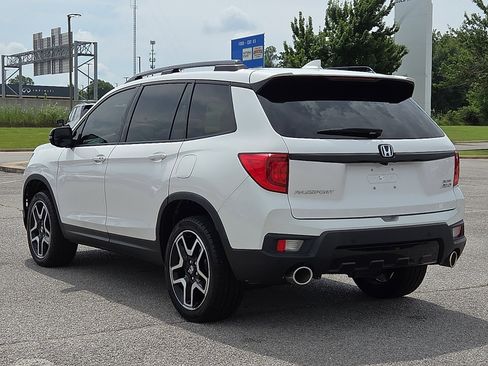 Used 2023 Honda Passport Elite image 4