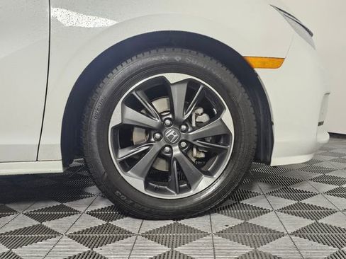 Used 2023 Honda Odyssey Elite image 9