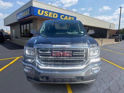 Used 2019 GMC Sierra 1500 SLE w/ SLE Value Package image 3