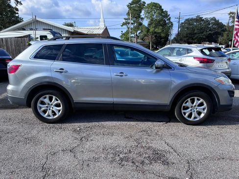 Used 2011 MAZDA CX-9 Touring w/ Moonroof & Bose Audio Pkg FWD image 4