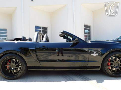 Used 2014 Ford Mustang Shelby GT500 w/ Equipment Group 821A image 31
