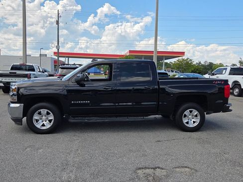 Used 2018 Chevrolet Silverado 1500 LT w/ All Star Edition AWD/4WD image 2
