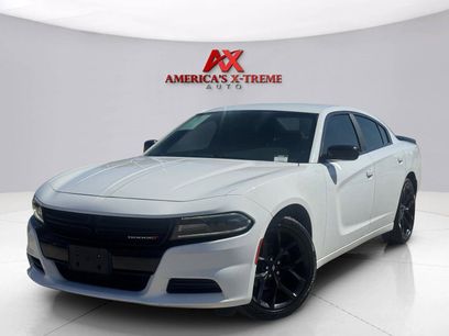 Used 2019 Dodge Charger SXT w/ Blacktop Package