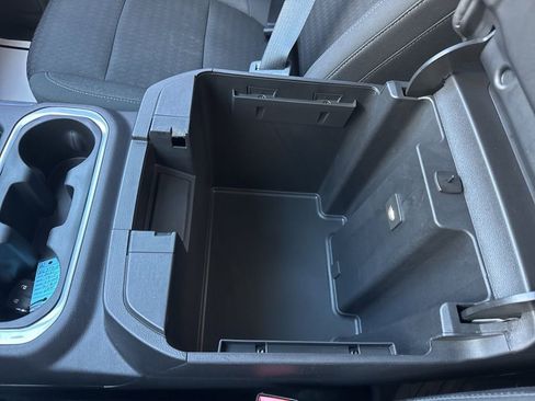 Used 2021 Chevrolet Silverado 1500 LT Trail Boss w/ Bed Protection Package image 32