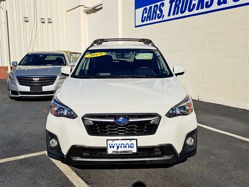 Used 2019 Subaru Crosstrek 2.0i Premium w/ Eyesight System image 2
