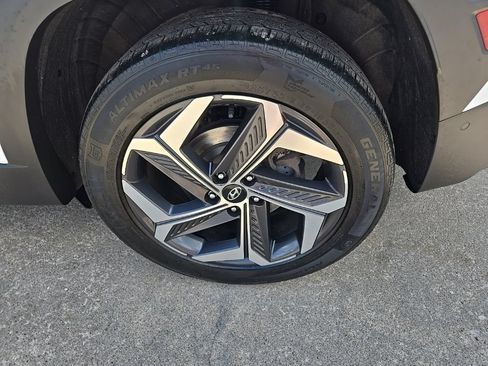 Used 2022 Hyundai Tucson Limited AWD/4WD image 24