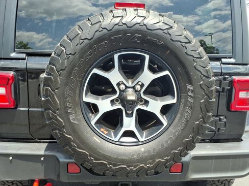 Certified 2022 Jeep Wrangler Unlimited Rubicon w/ LED Lighting Group AWD/4WD image 13
