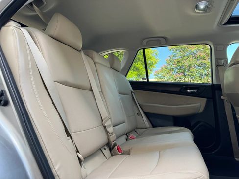 Used 2019 Subaru Outback 2.5i Limited w/ Popular Package #2 AWD/4WD image 30