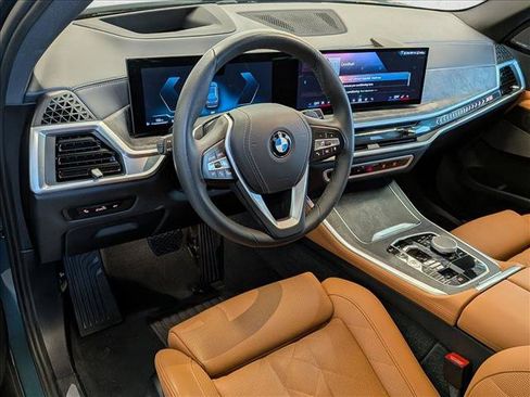 Used 2025 BMW X5 xDrive40i w/ Premium Package AWD/4WD image 10