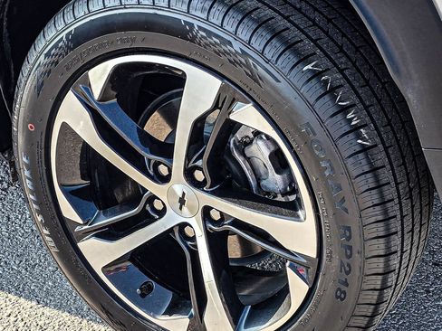 Used 2024 Chevrolet Trax RS w/ Driver Confidence Package FWD image 9