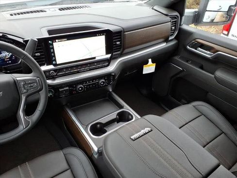 New 2026 Chevrolet Silverado 3500 High Country w/ High Country Premium Package image 16