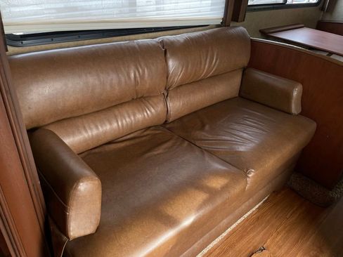 Used 2013 Ford E-450 and Econoline 450 Super Duty w/ Motorhome Prep Pkg image 38