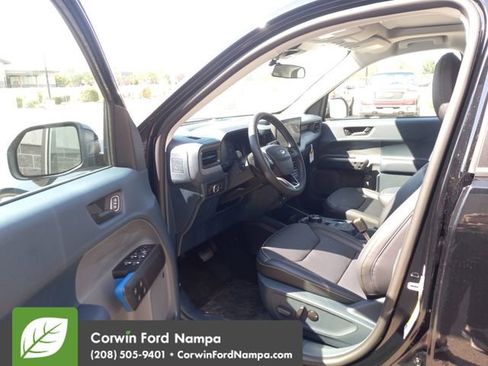 New 2025 Ford Maverick Lobo image 9