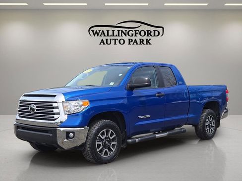 Used 2016 Toyota Tundra SR5 AWD/4WD image 1