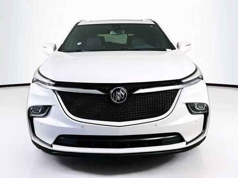 Used 2023 Buick Enclave Essence w/ Experience Buick Package image 6